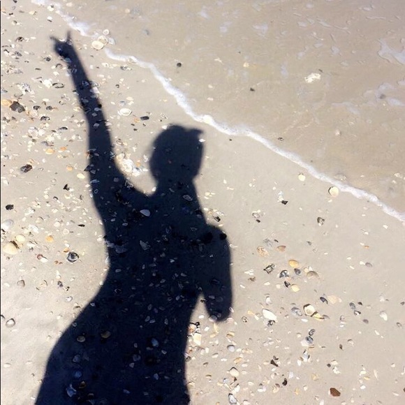 Meet your Posher, Alexis - Picture 1 of 1